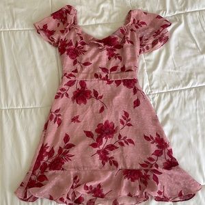 NWOT Pink Floral Mini Dress V-Neck Flutter Sleeve